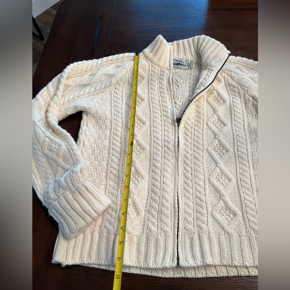 Aran Crafts 100% Merino Wool Small Cream Cable Knit Zip-Up Sweater - Picture 2 of 5